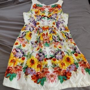 Floral cotton dress